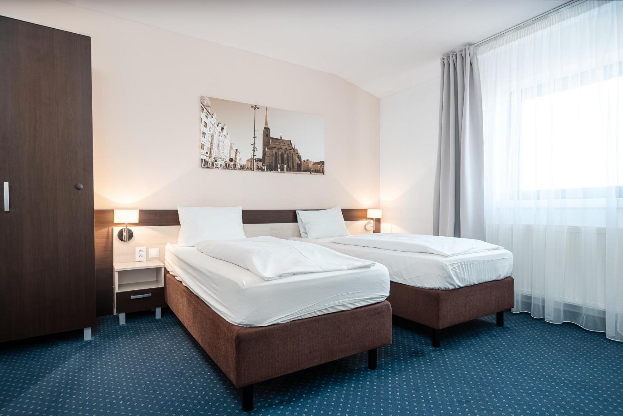 Wellness Penzion U Gigantu Plzen Bagian luar foto